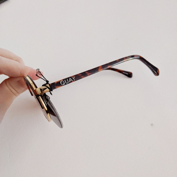 NWT Quay Come Around Round Sunglasses - Picture 4 of 7